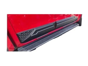 nissan-navara-2016-side-body-cladding